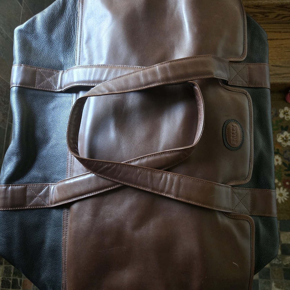 Brown Leather Weekender Bag - Men